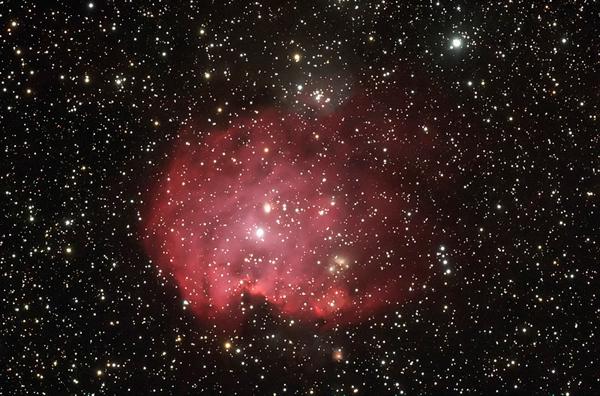 รางวัลรองชนะเลิศอันดับ ๑ นายสมหมาย สระแก้ว ชื่อภาพ “เนบิวลาหน้าลิง NGC 2174 - 2175”